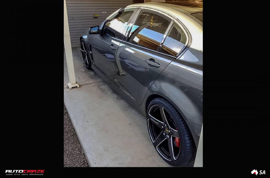 HOLDEN-COMMODORE-FRCS-MATTE-BLACK-MILLED-ACCENTS